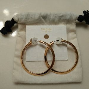 ✨Fossil gold hoop earings NWT